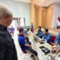Optimalisasi Layanan Dasar: Petugas Dinas Kependudukan dan Pencatatan Sipil (Disdukcapil) Kota Bandung saat memberikan pelayanan administrasi kependudukan terpadu bagi warga binaan di Lapas Kelas II Banceuy, Senin (27/4/2026).