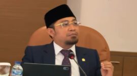 Anggota Komisi II DPR RI, Muhammad Khozin, menekankan pentingnya transformasi daerah dari ketergantungan fiskal menuju kemandirian ekonomi pada peringatan 30 tahun otonomi daerah