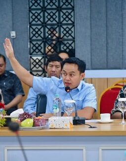 Respons Komisi II DPR Soal Jabatan Ketum Parpol 2 Periode: Hormati KPK, Tapi UU Jamin Aturan Internal