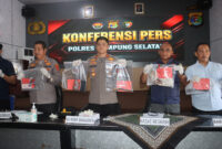 Konferensi Pers Polsek KSKP Bakauheni Lampung Selatan