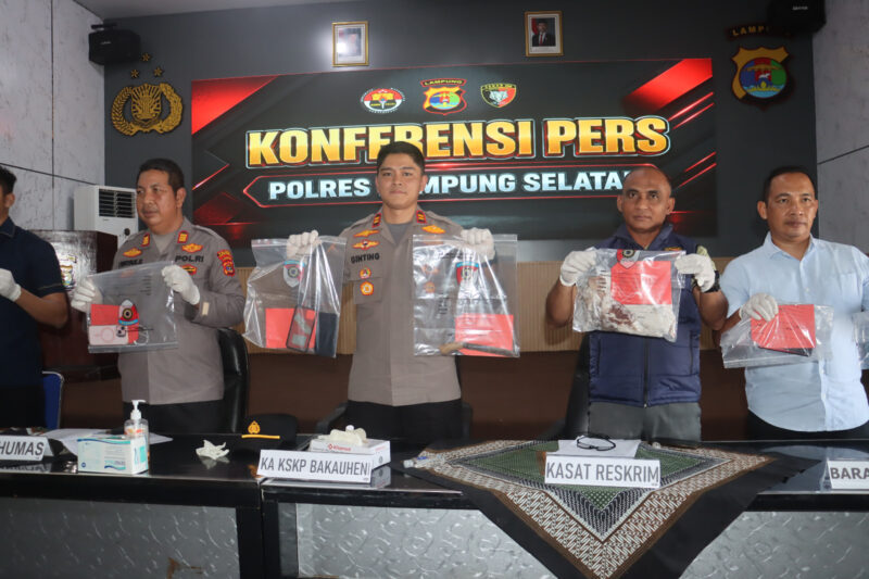 Konferensi Pers Polsek KSKP Bakauheni Lampung Selatan