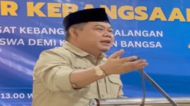 Legislator Komisi I DPR RI, Oleh Soleh, mendesak percepatan fitur verifikasi usia pada seluruh platform digital sebelum tenggat Maret 2027 demi keamanan siber anak