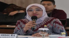 Hindun Anisah DPR RI berbicara mengenai pengawasan kesehatan hewan kurban dan pencegahan PMK menjelang Idul Adha.