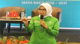 Neng Eem Marhamah, Anggota Komisi IX DPR RI, mendesak Kemenkes melakukan evaluasi total terhadap sistem kerja dokter magang demi mencegah eksploitasi tenaga medis