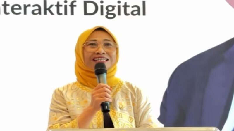 Ketua Komisi X DPR RI, Hetifah Sjaifudian, menekankan pentingnya pemetaan akurat dalam penataan tenaga pendidik agar operasional sekolah negeri tidak lumpuh pasca-2026
