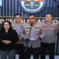 Kadivhumas Polri Irjen Johnny Eddizon Isir dalam keterangan resminya saat pengumuman perombakan jajaran pimpinan daerah dan Mabes Polri. Sebanyak 108 personel, termasuk 9 Kapolda dan perwira Polwan, mendapatkan penugasan baru pada Mei 2026