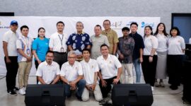 Wali Kota Bandung Muhammad Farhan mengunjungi galeri seni Pojok Carita di Kiara Artha Park, Bandung, yang menjadi ruang ekspresi dan kolaborasi bagi para seniman