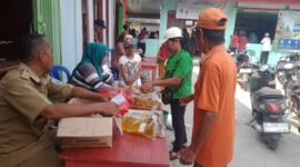Pemdes Legundi menyalurkan bantuan pangan beras Bulog untuk para PBP periode Februari - Maret 2026.