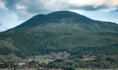 DPR Desak Moratorium Pengembangan Panas Bumi Gunung Tampomas, Soroti Risiko Lingkungan dan Penerimaan Masyarakat