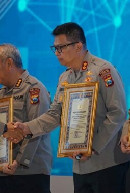 Komitmen Melayani Masyarakat Berbuah Penghargaan, Polres Mojokerto Kota Raih Predikat Pelayanan Prima