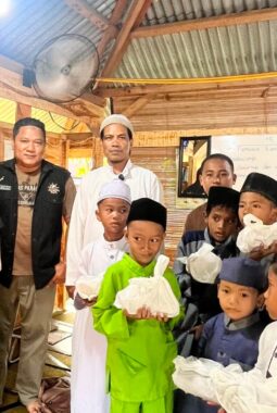 Aksi Nyata CSR PT SCU dan Tuah Aliansi Anak Melayu, Wujudkan Kepedulian Sosial untuk Santri Duri