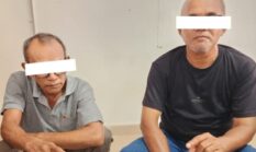 Plot Twist di Gang Kuburan, Bathin Solapan: Duo Kakek 57 Tahun Terciduk Polsek Mandau Saat Asyik Bisnis ‘Tepung Ajaib’!
