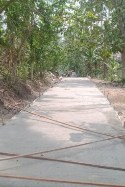 Pembangunan Jalan Cor Beton Lanjutan Sepanjang 250 Meter di Dusun Sekurip, Desa Kuripan, Disambut Baik oleh Warga
